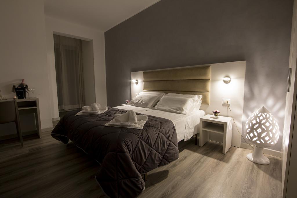 Hotel Zanarini Riccione Esterno foto